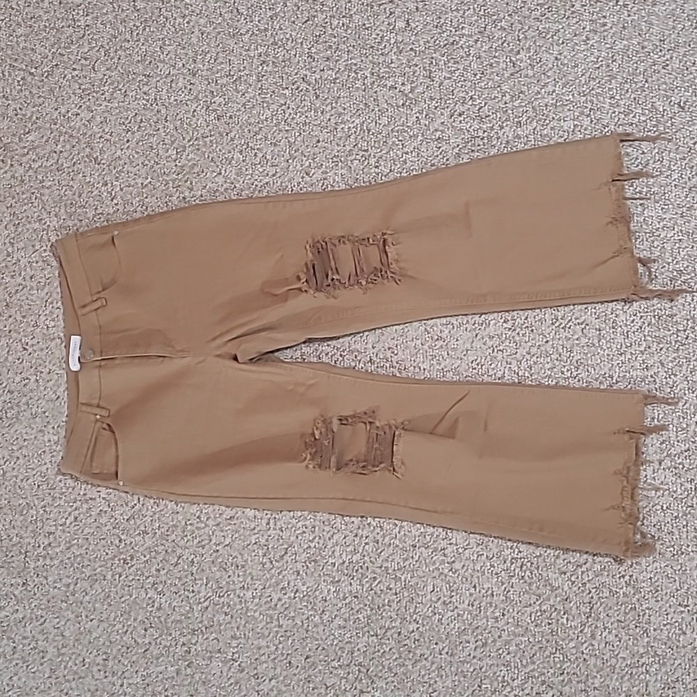 Risen Crop Jeans